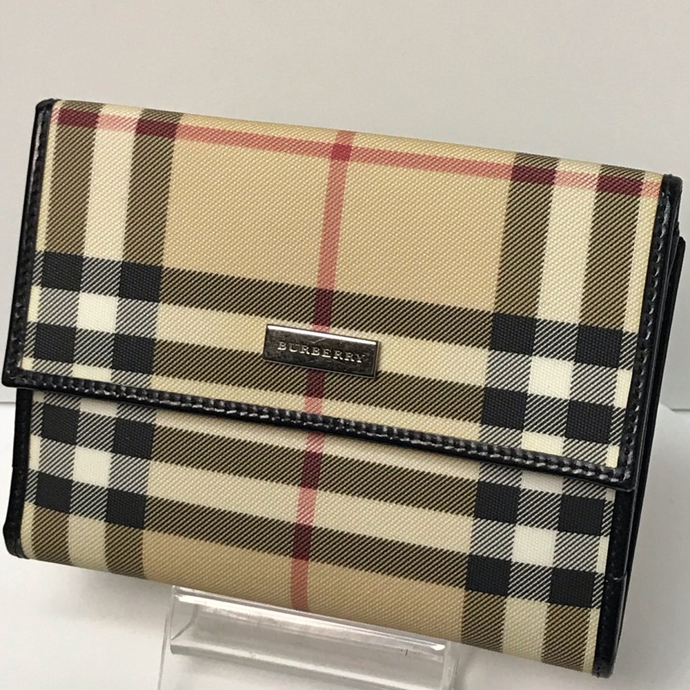 Burberry Signature Nova Check Bifold Wallet 😍 - Picture 11 of 17